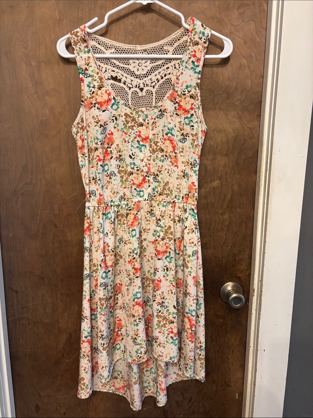 B Darlin Cream Floral Lace-Back Sleeveless Dress